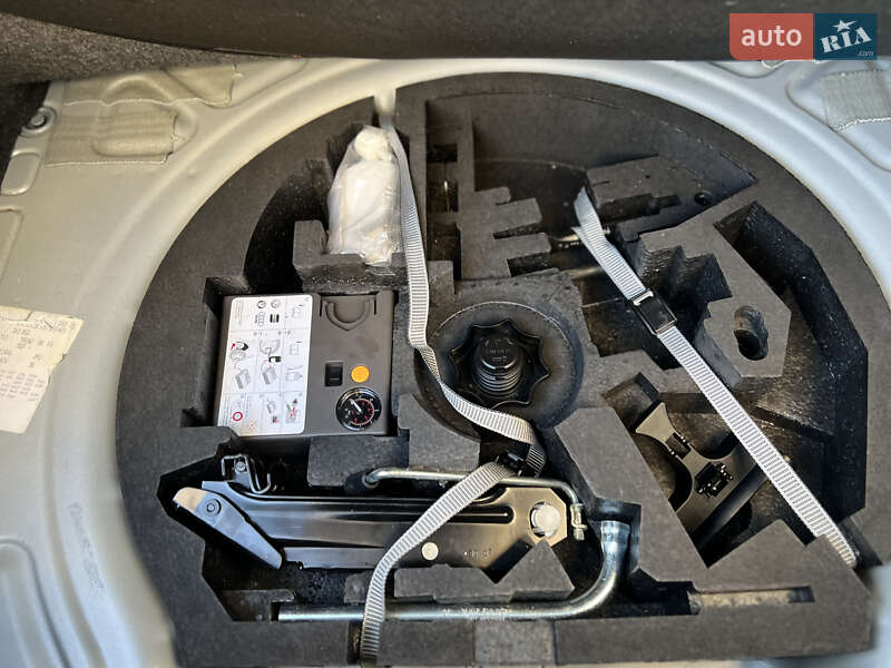 Хэтчбек Volkswagen Golf 2007 в Ивано-Франковске