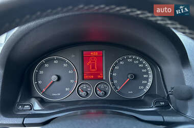 Хетчбек Volkswagen Golf 2008 в 