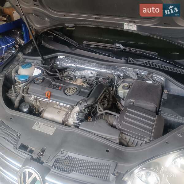 Універсал Volkswagen Golf 2009 в Вінниці