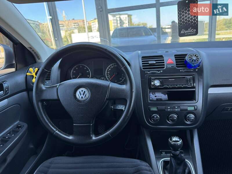 Універсал Volkswagen Golf 2008 в Тернополі