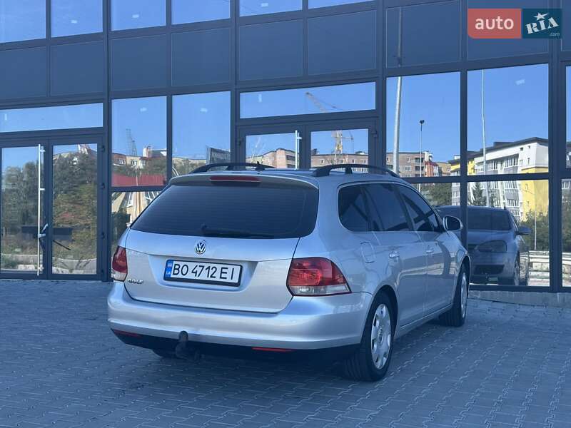 Універсал Volkswagen Golf 2008 в Тернополі