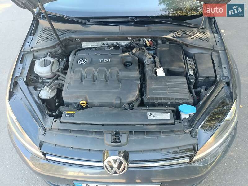 Універсал Volkswagen Golf 2014 в Києві