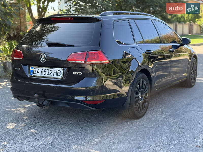 Универсал Volkswagen Golf 2014 в Киеве