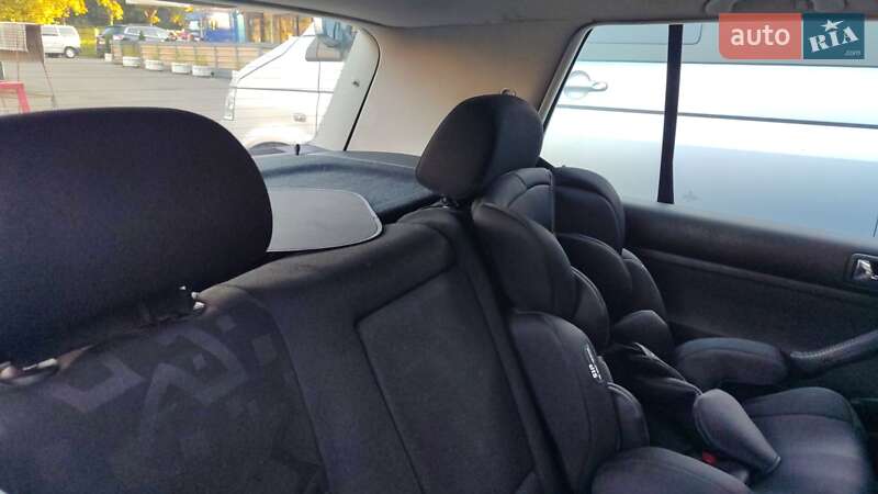 Хетчбек Volkswagen Golf 1999 в Києві