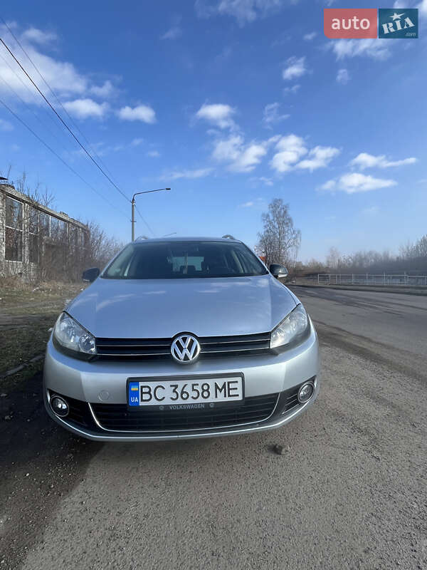 Универсал Volkswagen Golf 2011 в Дрогобыче