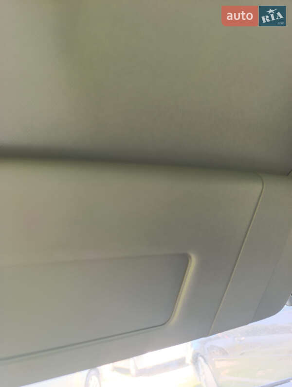 Хетчбек Volkswagen Golf 2009 в Сумах