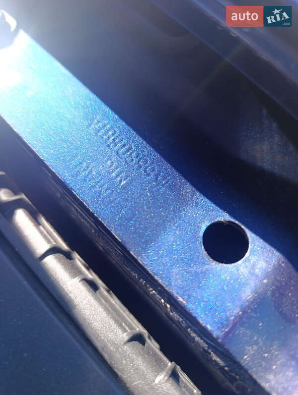 Хетчбек Volkswagen Golf 2009 в Сумах