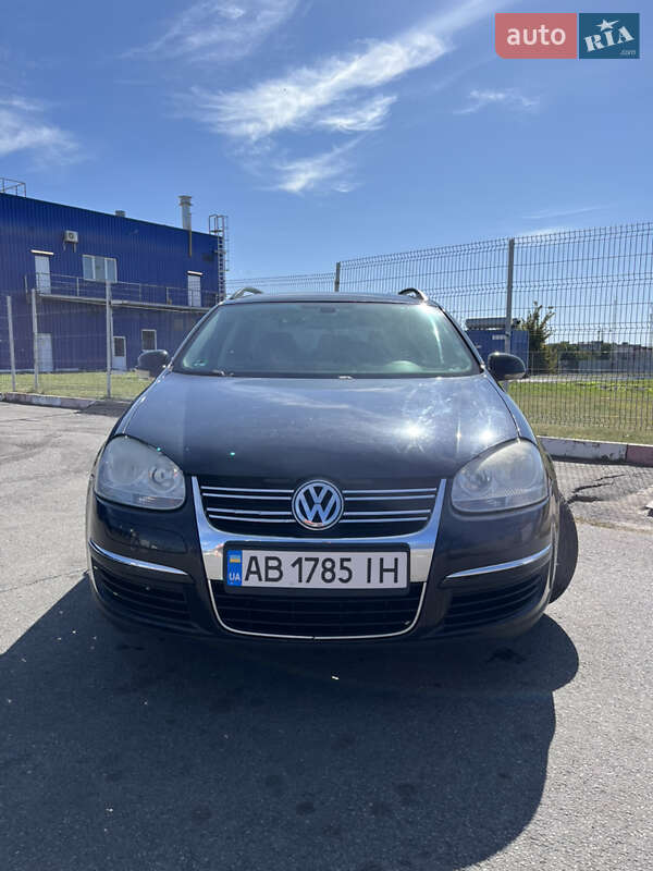 Універсал Volkswagen Golf 2007 в Вінниці