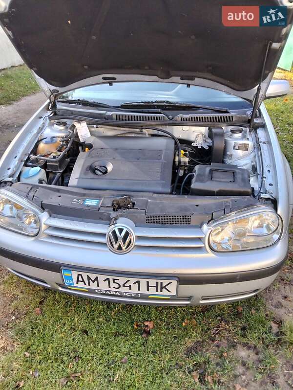 Універсал Volkswagen Golf 2000 в Хорошеві