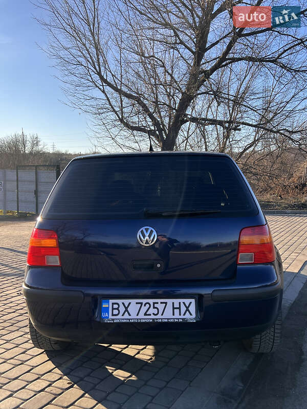 Хетчбек Volkswagen Golf 2001 в Кривому Розі