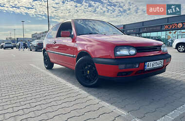 Хэтчбек Volkswagen Golf 1996 в Софиевской Борщаговке