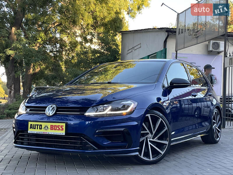 Хэтчбек Volkswagen Golf 2019 в Николаеве