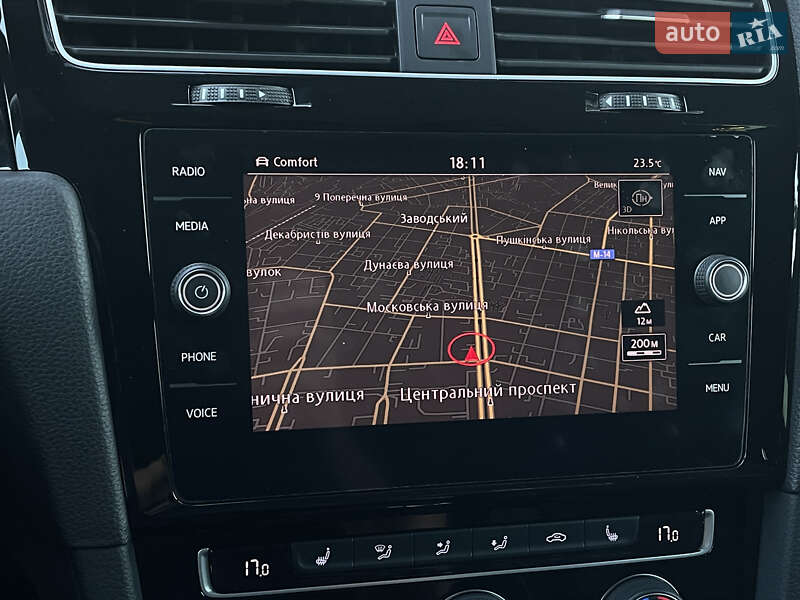 Хэтчбек Volkswagen Golf 2019 в Николаеве