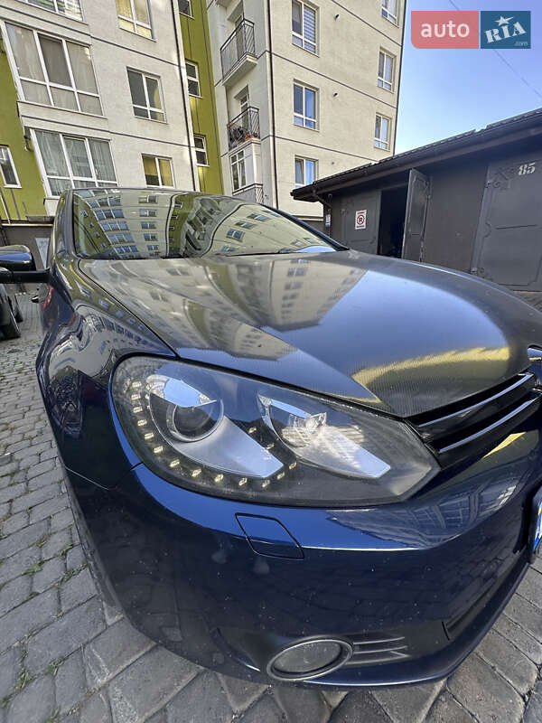 Хетчбек Volkswagen Golf 2011 в Івано-Франківську