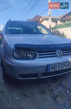Универсал Volkswagen Golf 2006 в Виннице