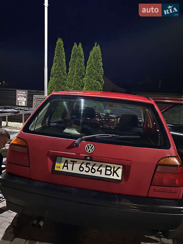 Хэтчбек Volkswagen Golf 1993 в Ивано-Франковске