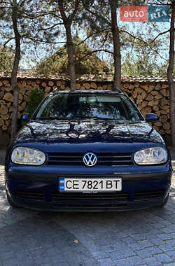Универсал Volkswagen Golf 2003 в Сторожинце