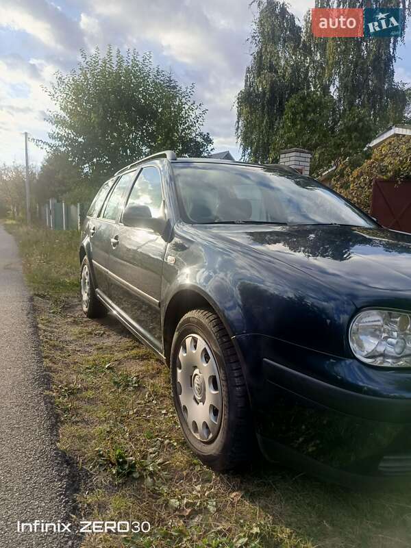 Універсал Volkswagen Golf 2005 в Обухові