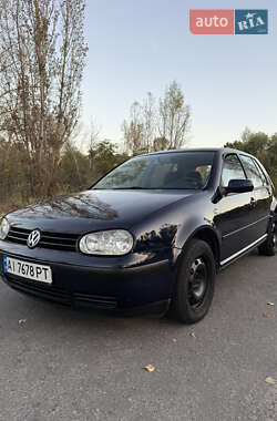 Хетчбек Volkswagen Golf 1998 в Києві
