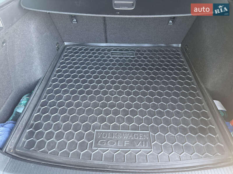 Универсал Volkswagen Golf 2017 в Жмеринке