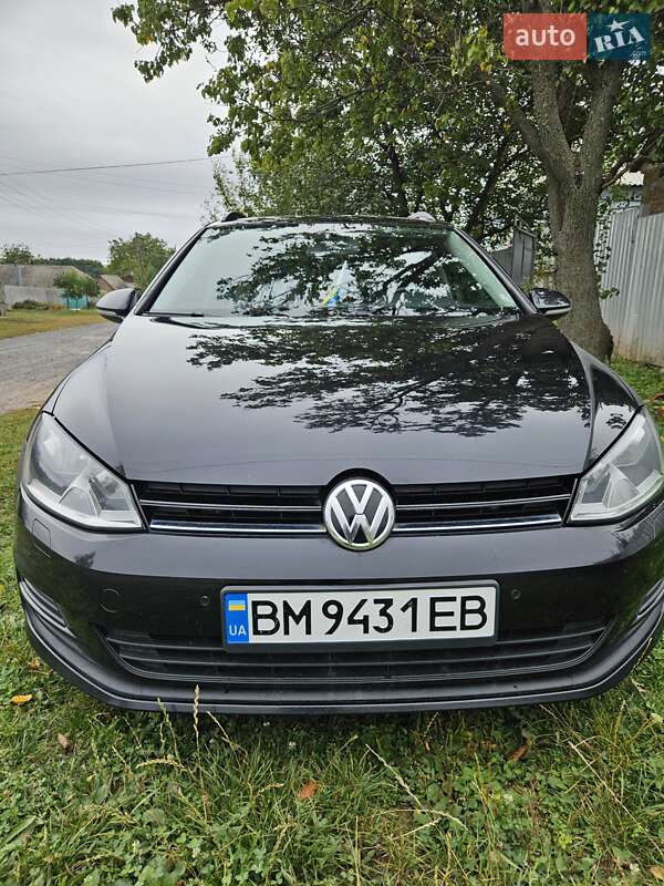 Універсал Volkswagen Golf 2016 в Ромнах