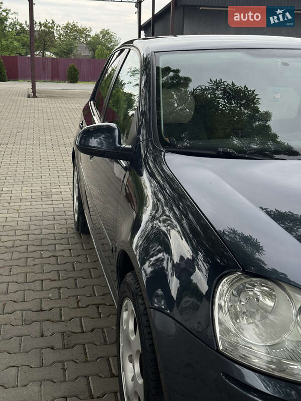 Хэтчбек Volkswagen Golf 2008 в Виноградове