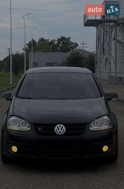 Хэтчбек Volkswagen Golf 2006 в Виноградове