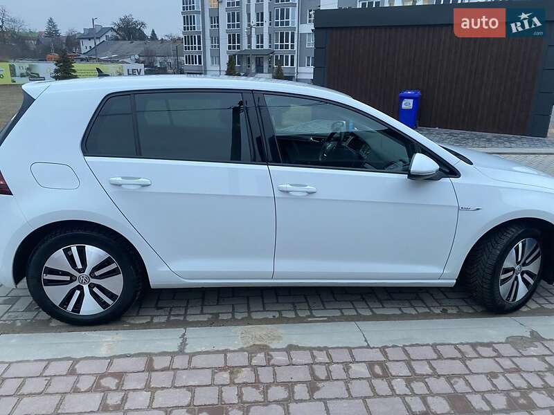 Хэтчбек Volkswagen Golf 2018 в Львове фото 4 Хэтчбек Volkswagen Golf 2018 в Львове