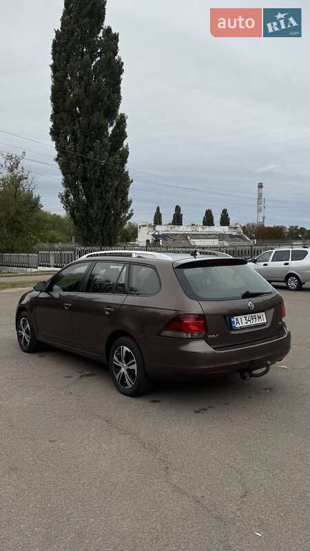 Універсал Volkswagen Golf 2011 в Броварах