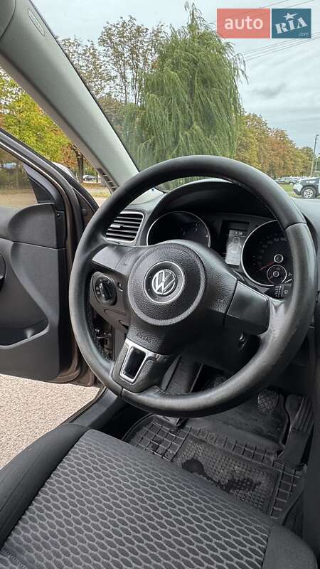 Універсал Volkswagen Golf 2011 в Броварах