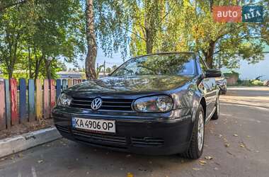 Хетчбек Volkswagen Golf 2002 в Києві