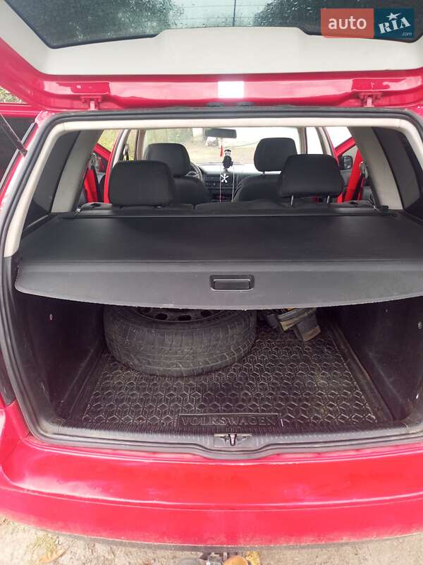 Универсал Volkswagen Golf 2004 в Новом Роздоле фото 12 Универсал Volkswagen Golf 2004 в Новом Роздоле