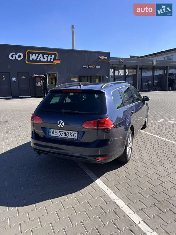 Універсал Volkswagen Golf 2014 в Вінниці