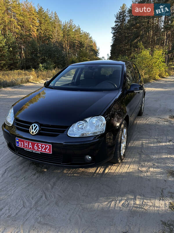 Хэтчбек Volkswagen Golf 2008 в Харькове