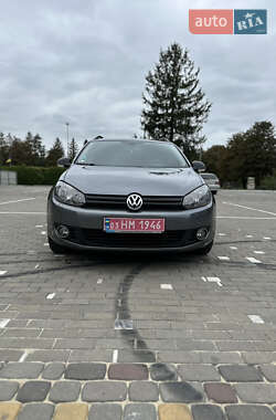Універсал Volkswagen Golf 2012 в Луцьку