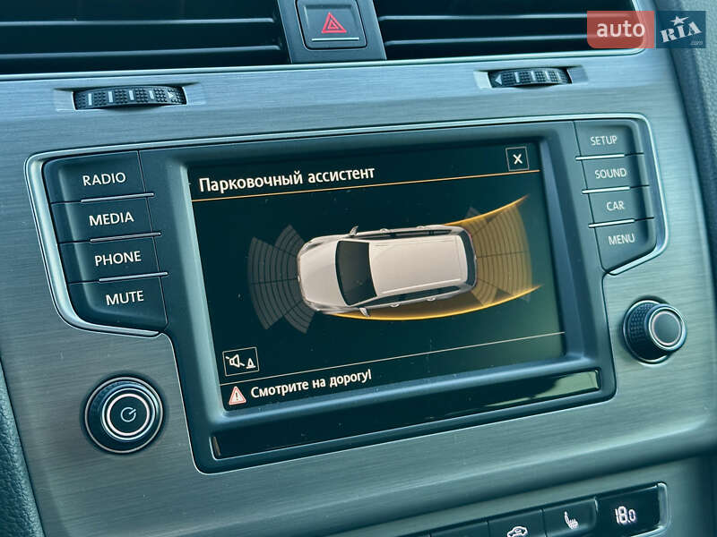 Универсал Volkswagen Golf 2015 в Стрые