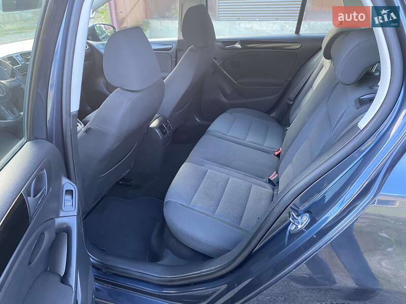 Хетчбек Volkswagen Golf 2009 в Івано-Франківську фото 23 Хетчбек Volkswagen Golf 2009 в Івано-Франківську