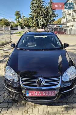 Универсал Volkswagen Golf 2009 в Чорткове