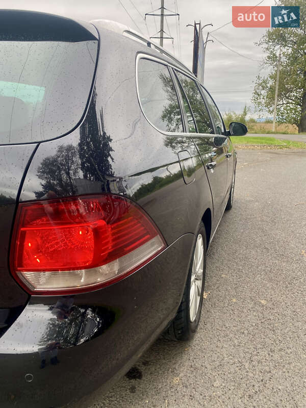 Универсал Volkswagen Golf 2012 в Виноградове
