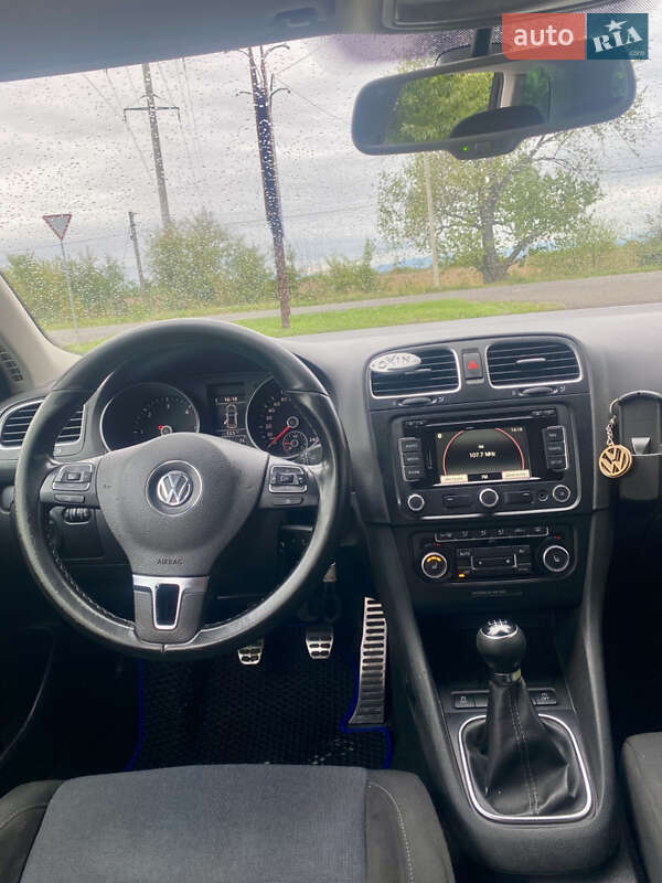 Универсал Volkswagen Golf 2012 в Виноградове
