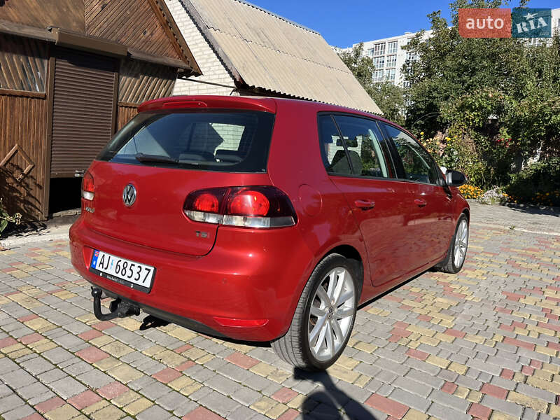 Хэтчбек Volkswagen Golf 2009 в Луцке