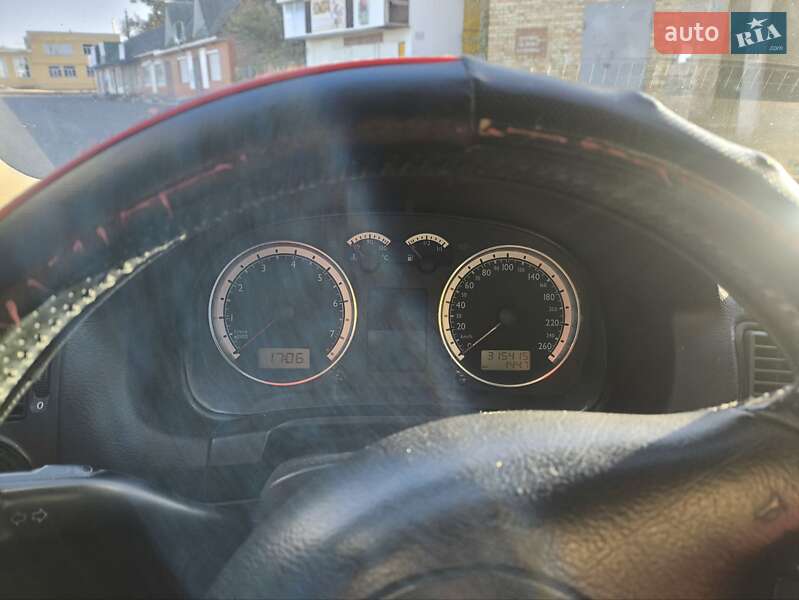 Универсал Volkswagen Golf 2003 в Шполе