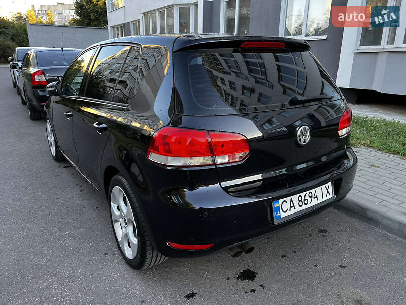 Хэтчбек Volkswagen Golf 2008 в Черкассах