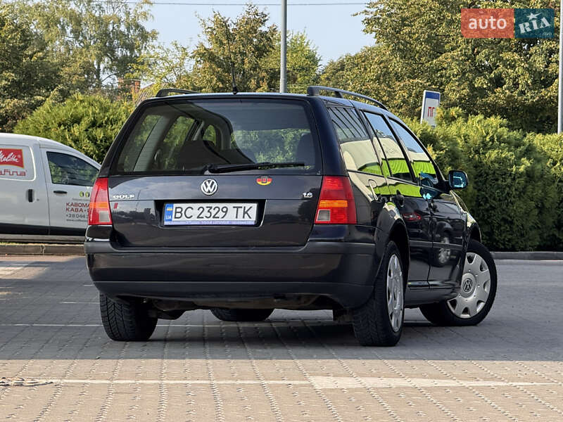 Універсал Volkswagen Golf 2001 в Дрогобичі