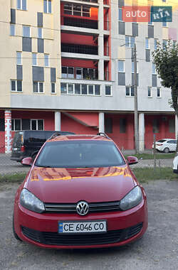 Універсал Volkswagen Golf 2010 в Чернівцях