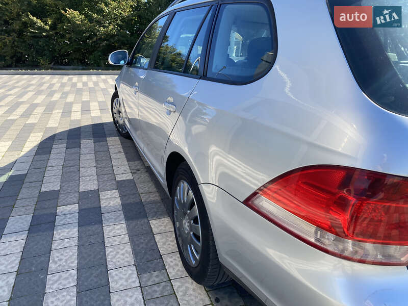 Універсал Volkswagen Golf 2008 в Львові