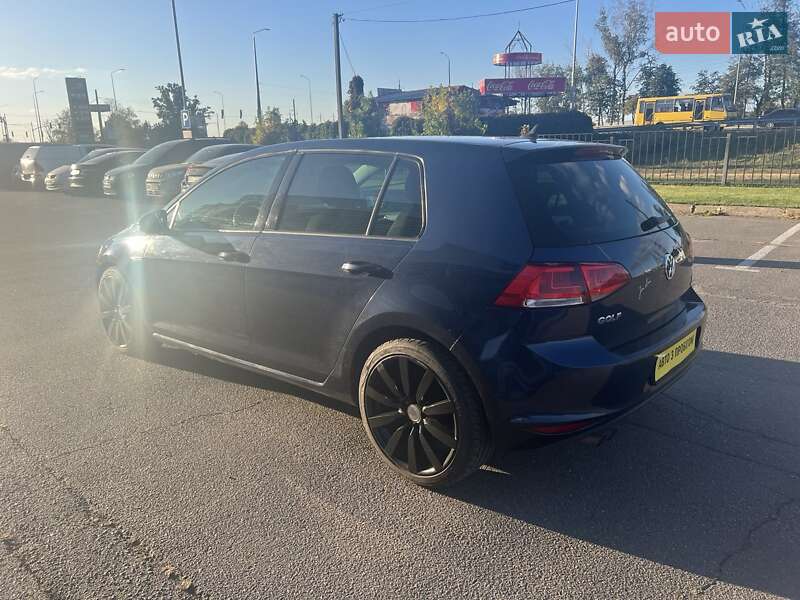 Хетчбек Volkswagen Golf 2013 в Полтаві