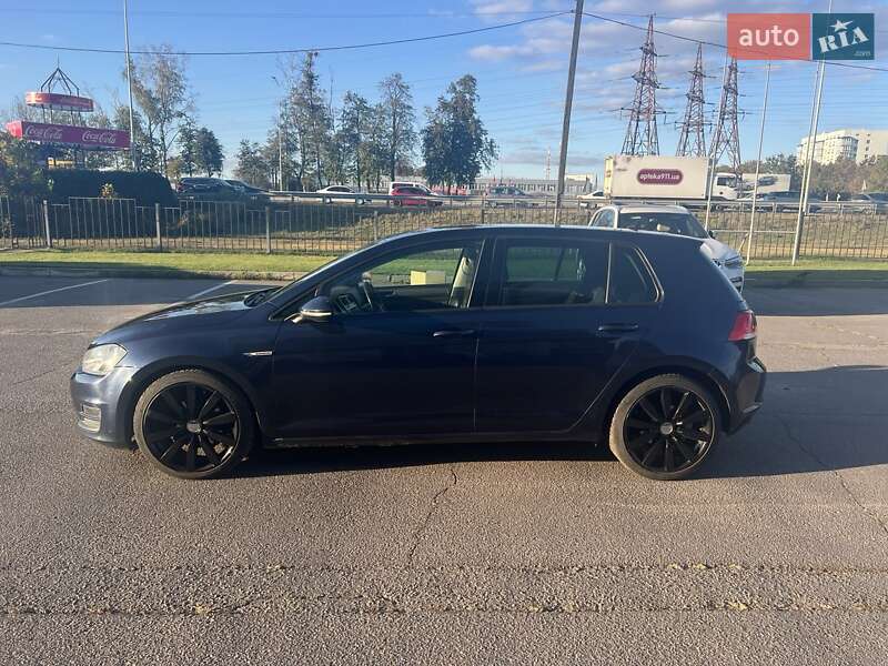 Хетчбек Volkswagen Golf 2013 в Полтаві