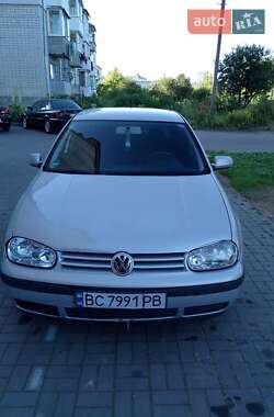Хэтчбек Volkswagen Golf 2000 в Жидачове