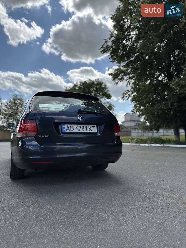 Універсал Volkswagen Golf 2008 в Хмільнику